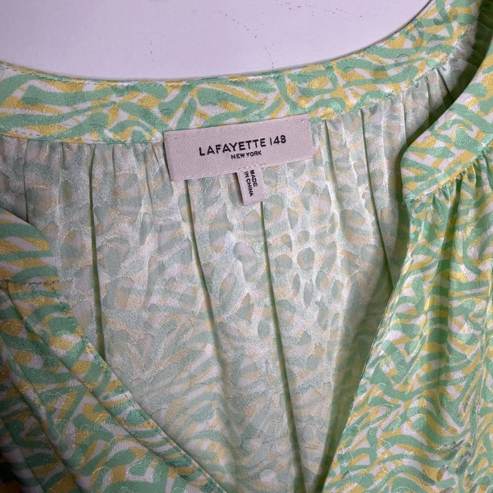J12 Lafayette 148 New York Green Yellow Silk Abstract‎ Print Blouse L FAB#1Q34